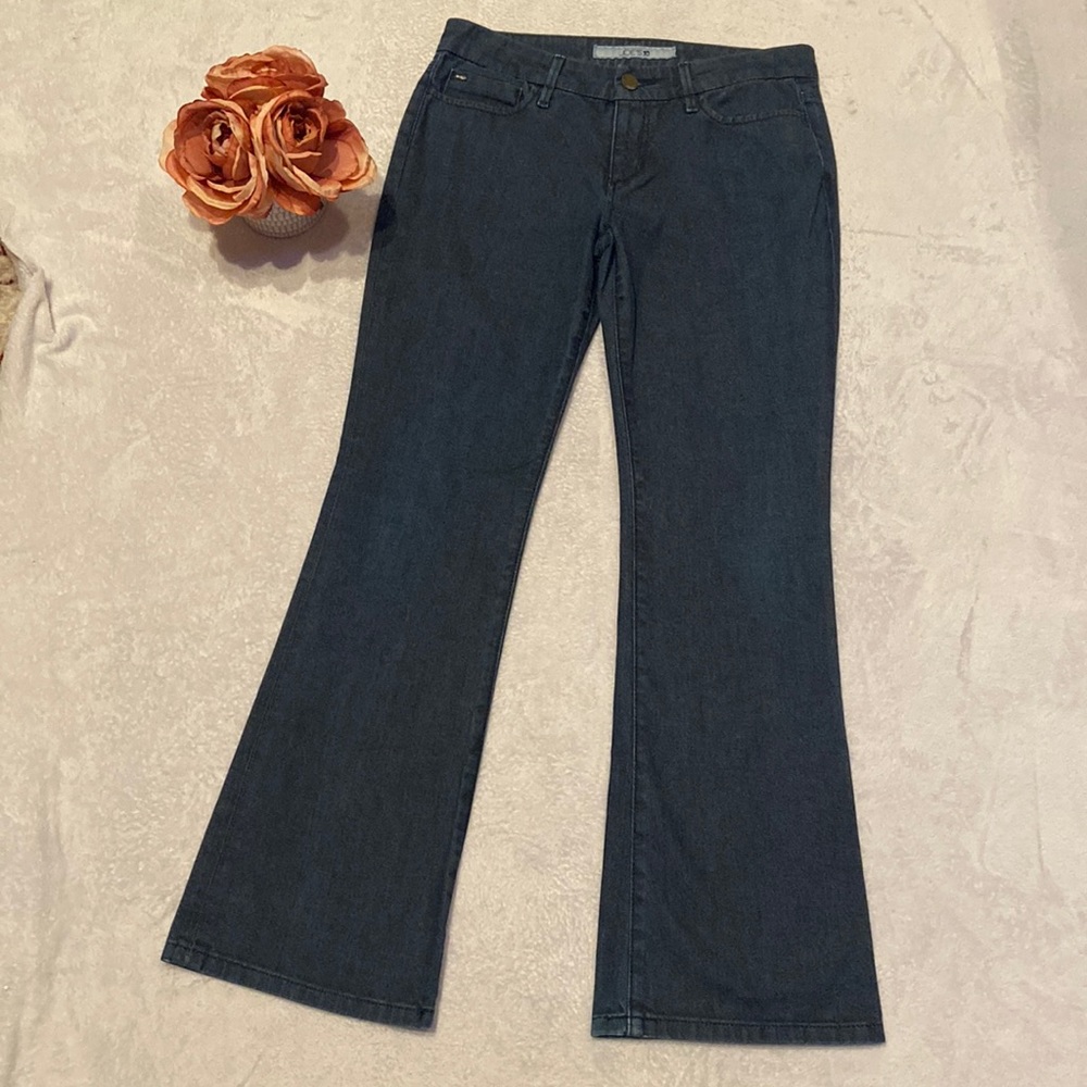 JOE’S JEANS Fit: The Provocateur Size 28 Blue Jeans